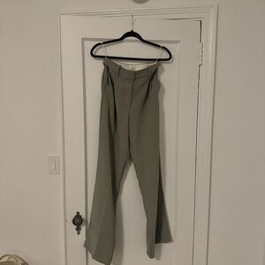 NWOT Aritzia Effortless Pants
